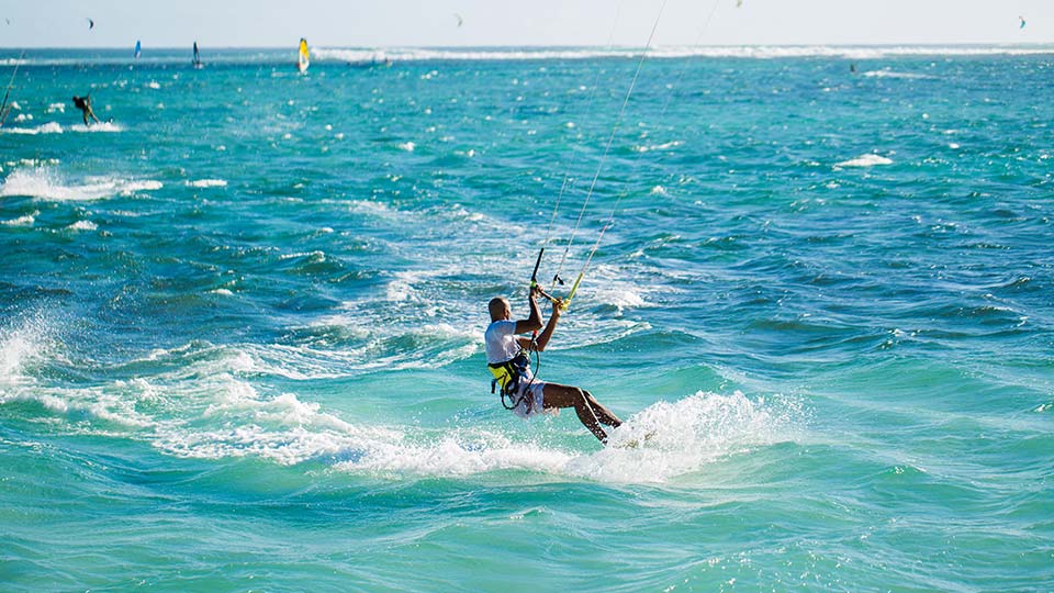 Windsurf y kitesurf en As Cabazas